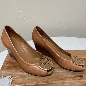 COPY - Tory Burch 9m Sally wedge heel